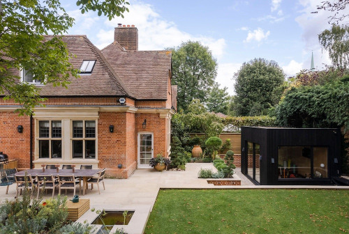 Refurbished Edwardian Manor with Contemporary Garden Room ScaleWidthWzEwMDBd