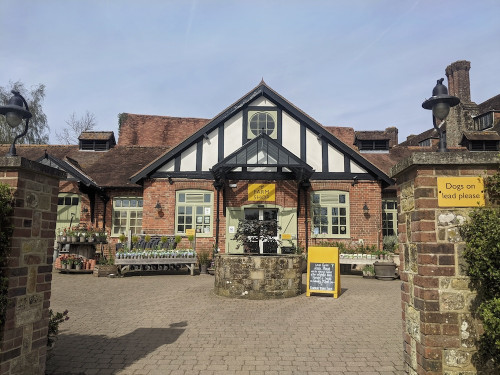 cowdray farmshop george james architects